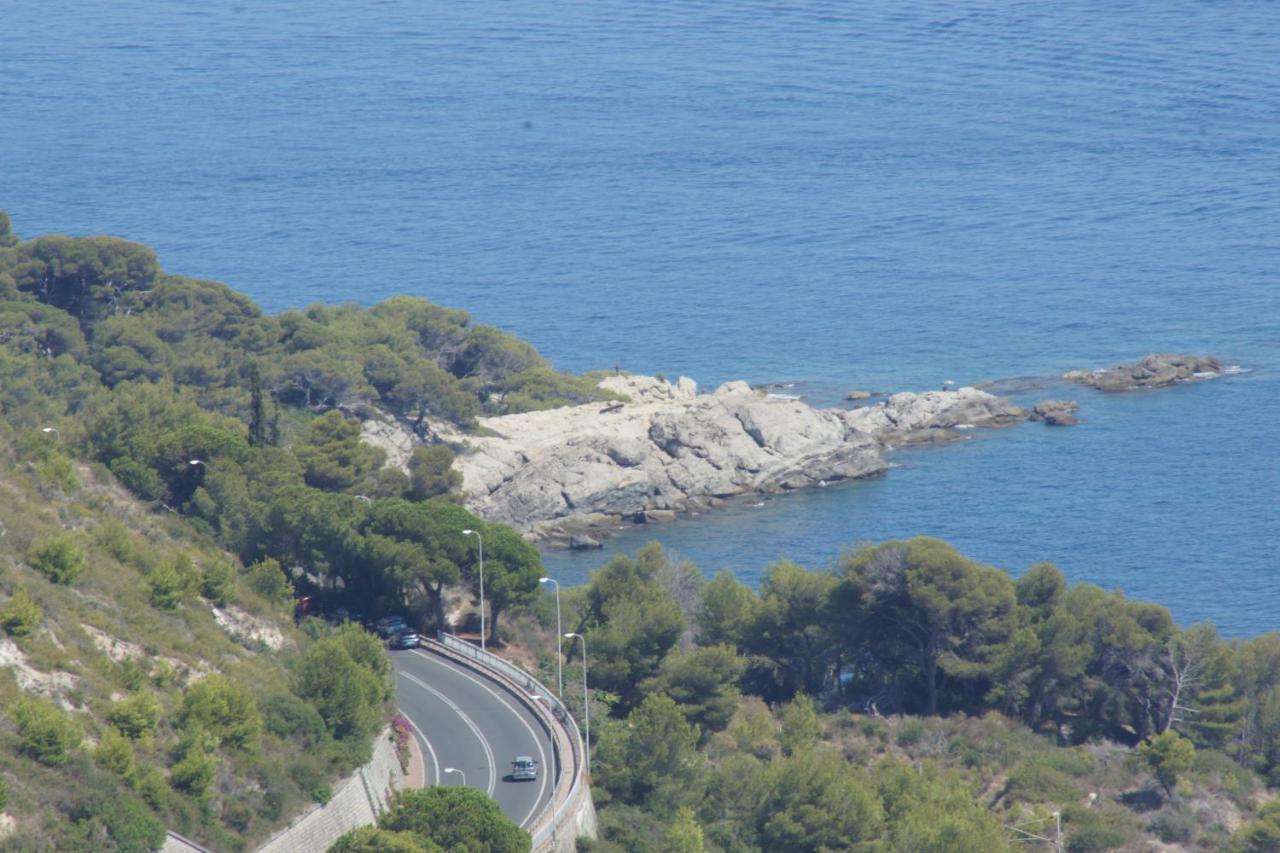 Total Sea View Grimaldi Daire Ventimiglia Dış mekan fotoğraf