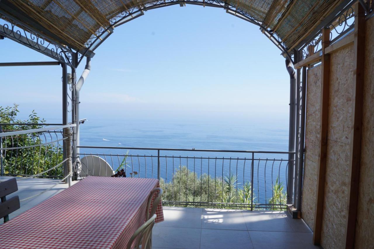 Total Sea View Grimaldi Daire Ventimiglia Dış mekan fotoğraf