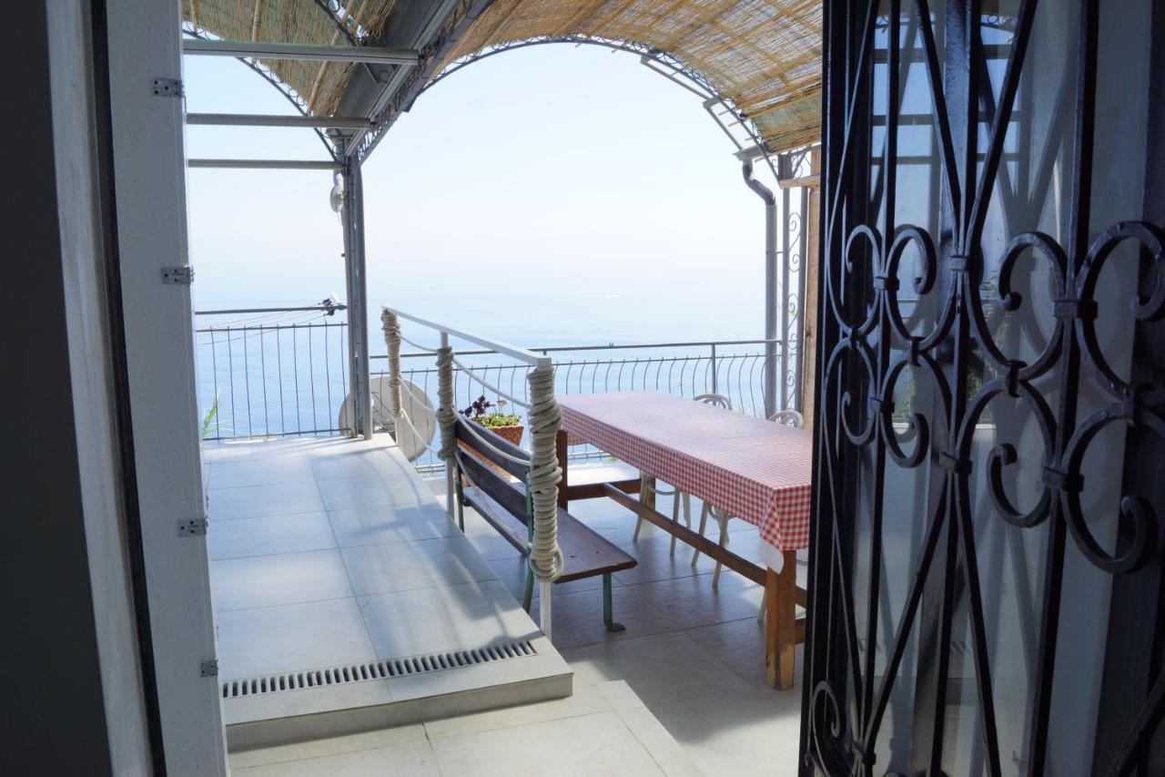 Total Sea View Grimaldi Daire Ventimiglia Dış mekan fotoğraf