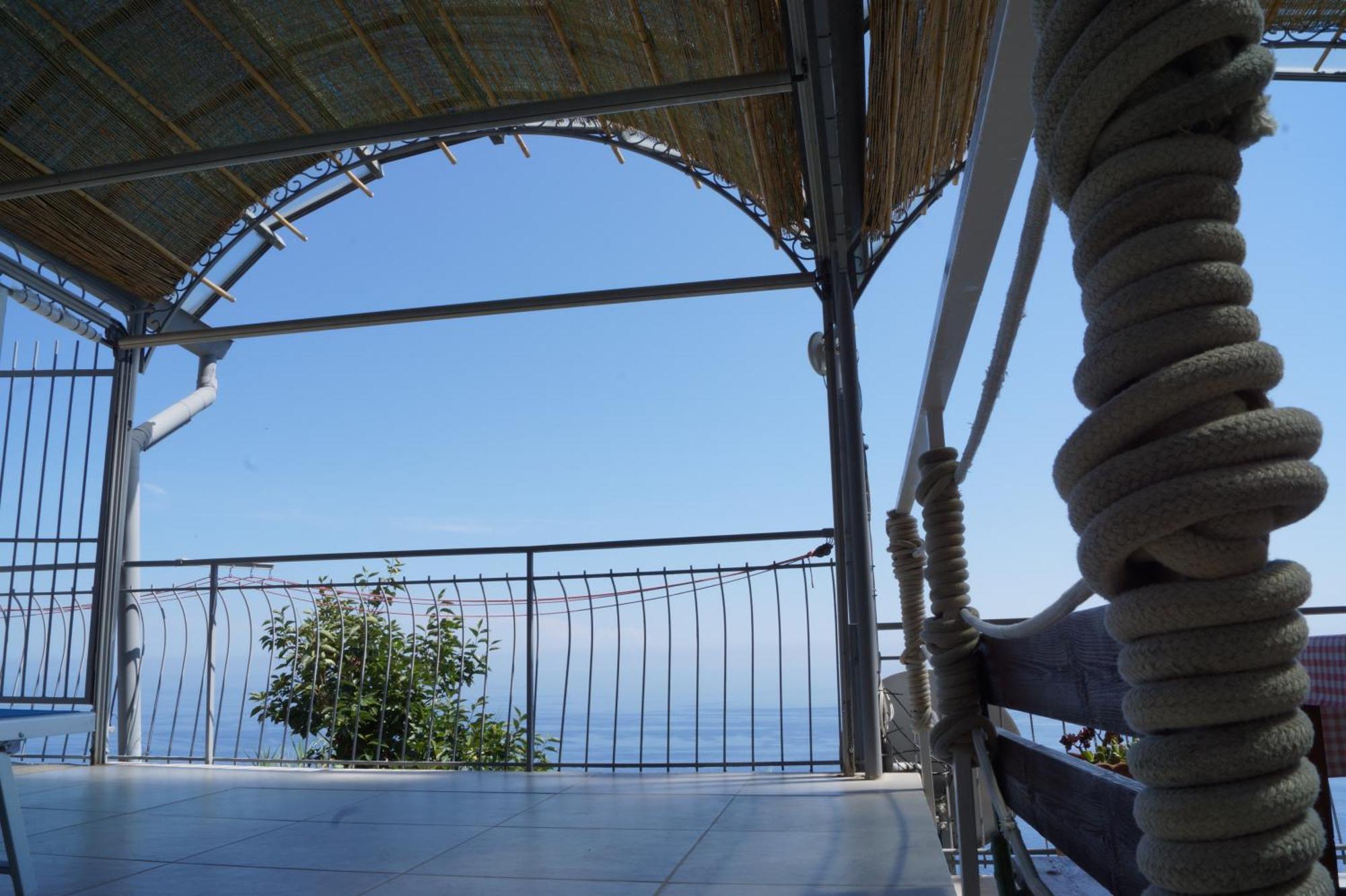 Total Sea View Grimaldi Daire Ventimiglia Dış mekan fotoğraf