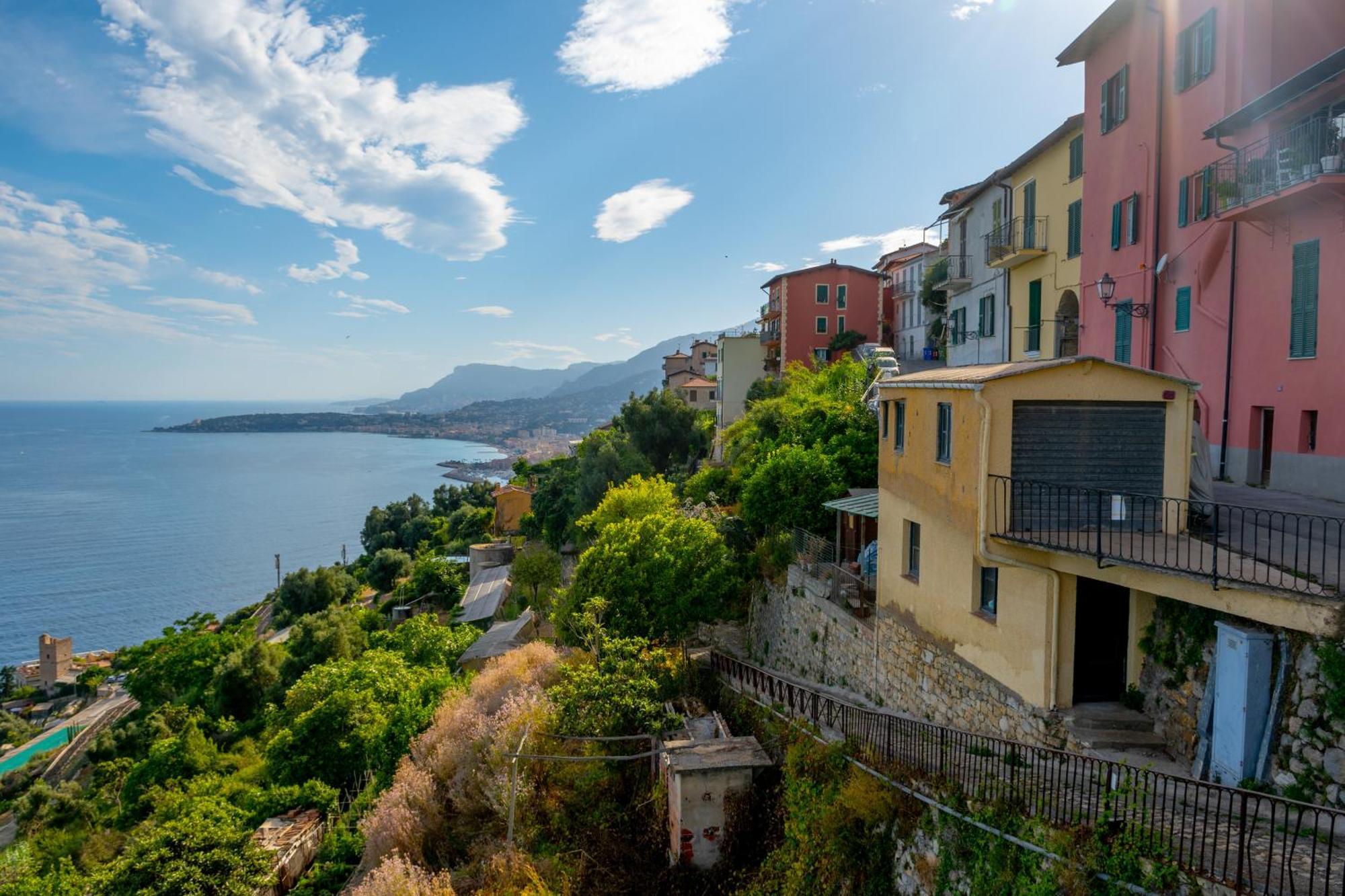 Total Sea View Grimaldi Daire Ventimiglia Dış mekan fotoğraf
