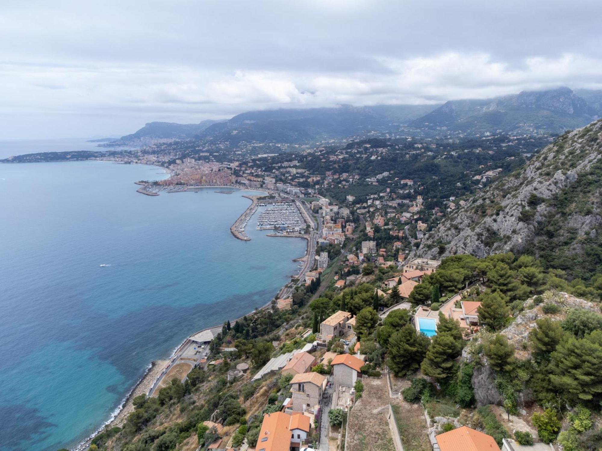Total Sea View Grimaldi Daire Ventimiglia Dış mekan fotoğraf